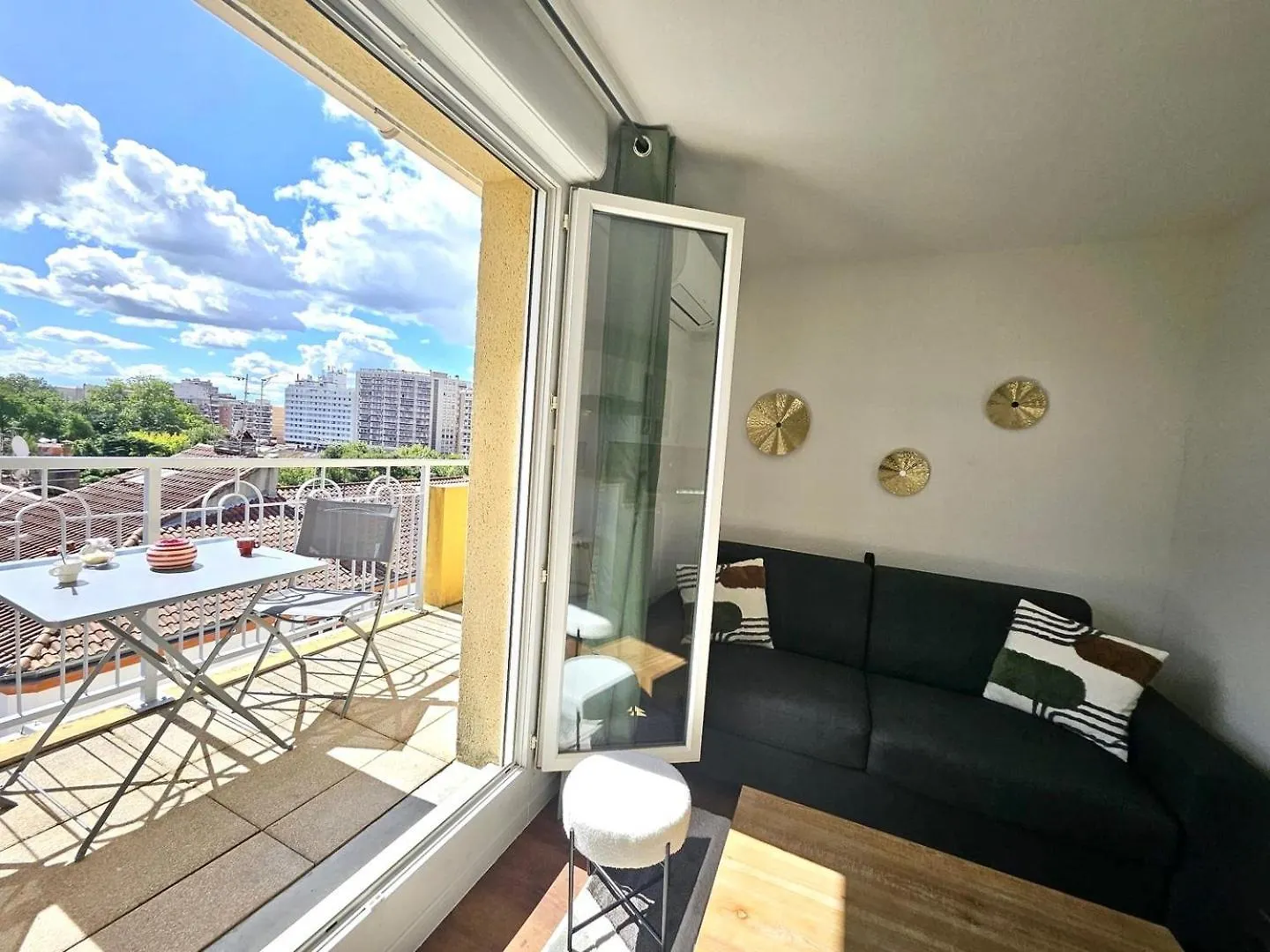 T2 Neuf - Centre - Parking Supp Apartment Toulouse 0*,  France