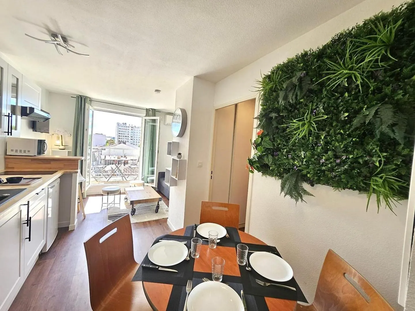 T2 Neuf - Centre - Parking Supp Apartment Toulouse 0*,  France